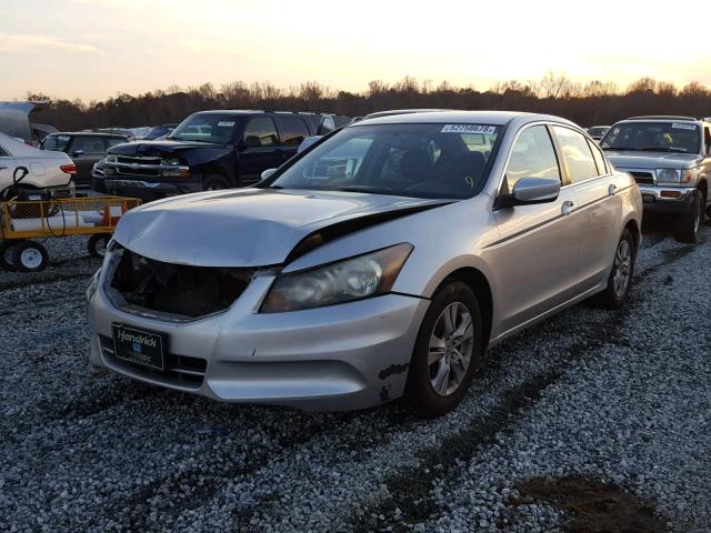 1HGCP2F42BA003964 - 2011 HONDA ACCORD LXP SILVER photo 2