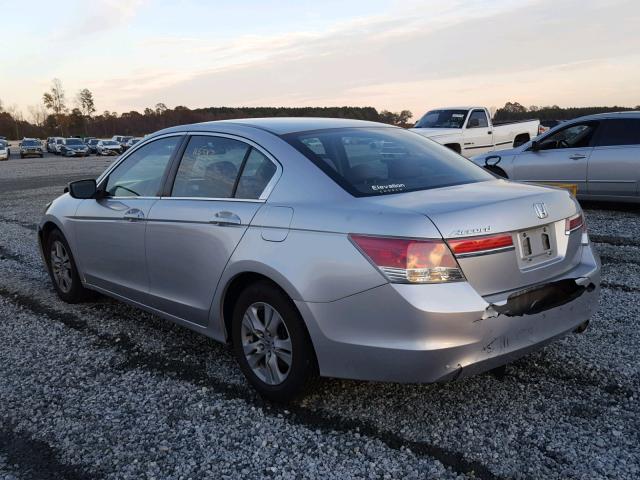 1HGCP2F42BA003964 - 2011 HONDA ACCORD LXP SILVER photo 3