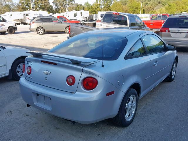 1G1AT18H897178926 - 2009 CHEVROLET COBALT LT SILVER photo 4