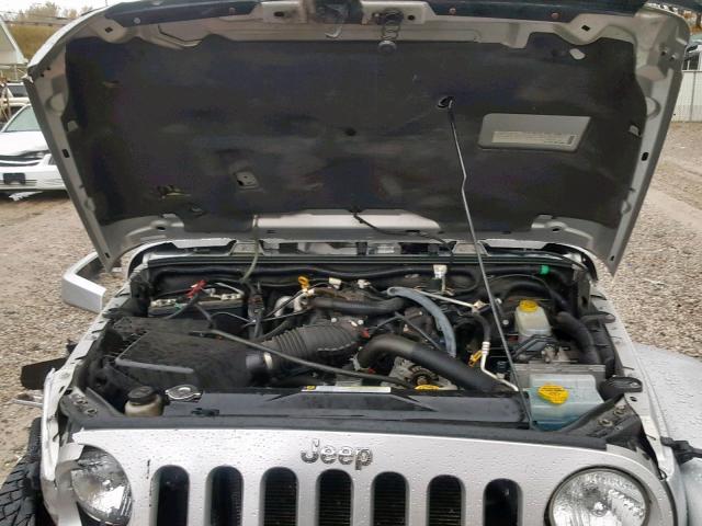 1J4FA54138L533696 - 2008 JEEP WRANGLER S SILVER photo 7