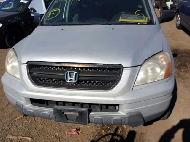 2HKYF18144H609072 - 2004 HONDA PILOT LX SILVER photo 9