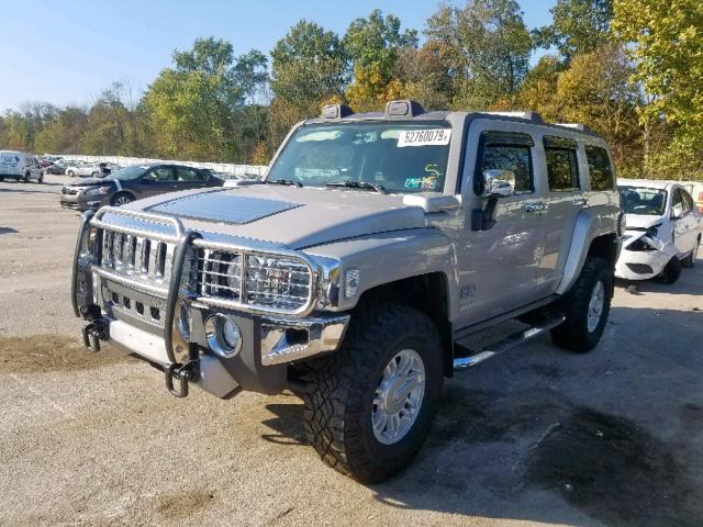 5GTEN13E088125221 - 2008 HUMMER H3 SILVER photo 2