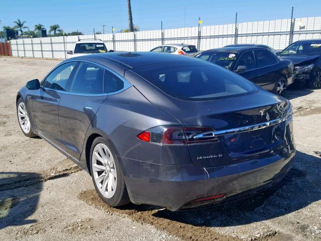 5YJSA1E24GF141073 - 2016 TESLA MODEL S GRAY photo 3