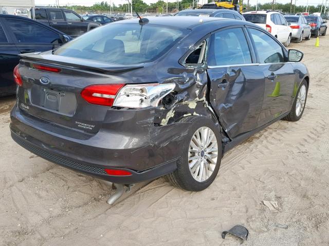 1FADP3J20FL292325 - 2015 FORD FOCUS TITA GRAY photo 4