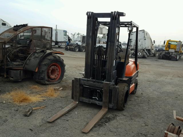 60797 - 1997 TOYOTA FORKLIFT ORANGE photo 2