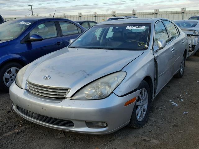 JTHBF30G225016033 - 2002 LEXUS ES 300 SILVER photo 2