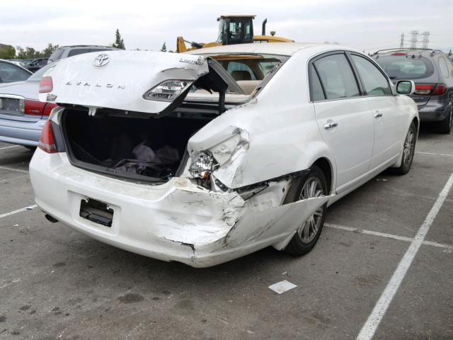 4T1BK36B68U269164 - 2008 TOYOTA AVALON WHITE photo 4