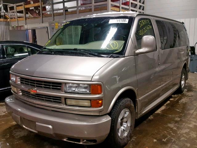 1GNFG65R411201306 - 2001 CHEVROLET EXPRESS G1 TAN photo 2