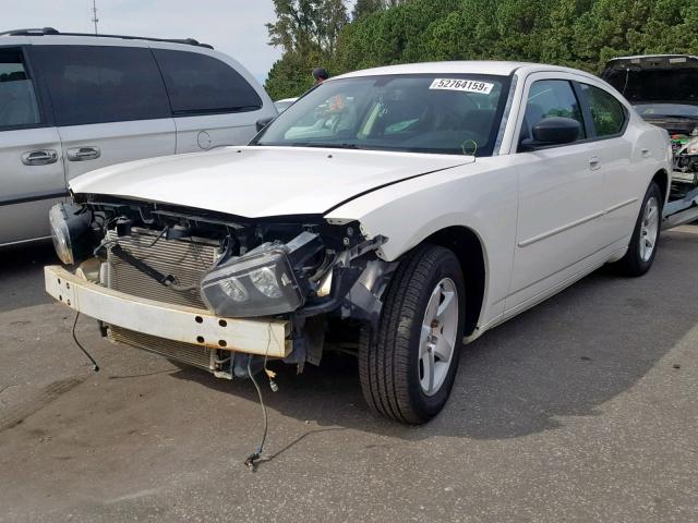 2B3LA33G78H128510 - 2008 DODGE CHARGER SX WHITE photo 2