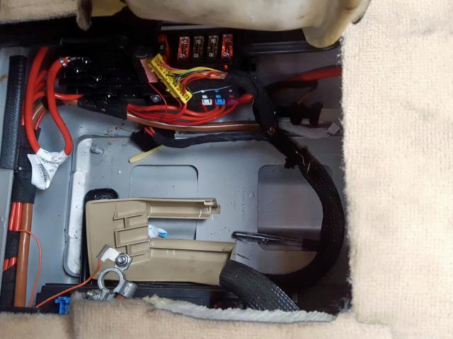 4JGBB22E78A418922 - 2008 MERCEDES-BENZ ML 320 CDI GOLD photo 9