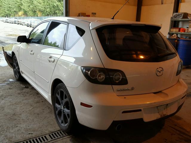 JM1BK343381835153 - 2008 MAZDA 3 HATCHBAC WHITE photo 3