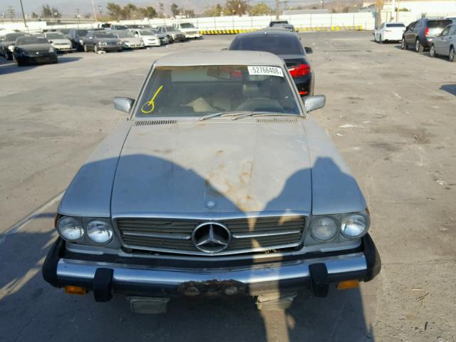 10702412013293 - 1976 MERCEDES-BENZ 450SLC SILVER photo 9