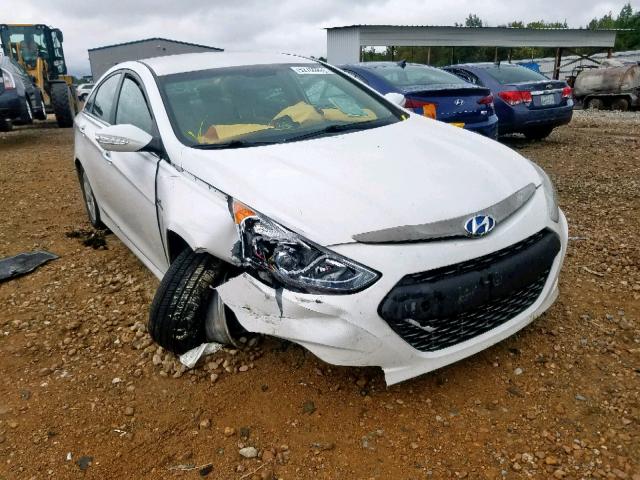 KMHEC4A46FA137934 - 2015 HYUNDAI SONATA HYB WHITE photo 1