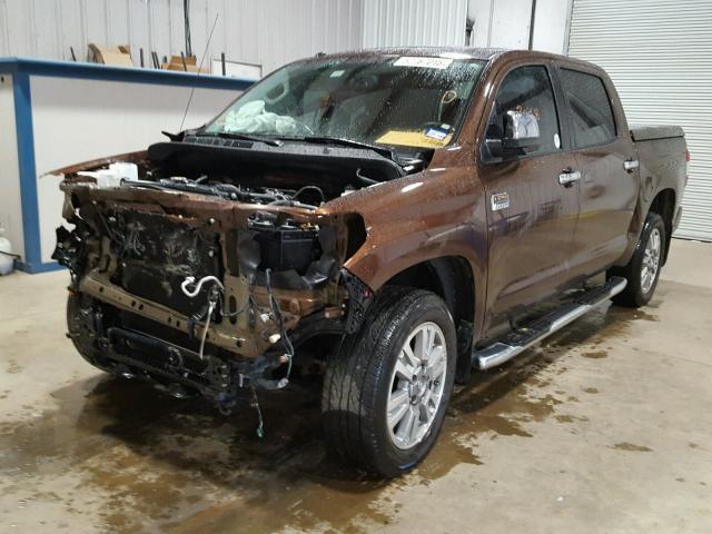 5TFGY5F1XFX191785 - 2015 TOYOTA TUNDRA CRE BROWN photo 2