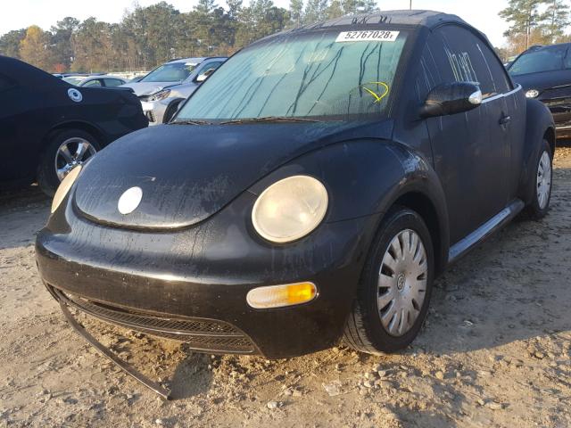 3VWBM31Y15M310453 - 2005 VOLKSWAGEN NEW BEETLE შავი ფოტო 2