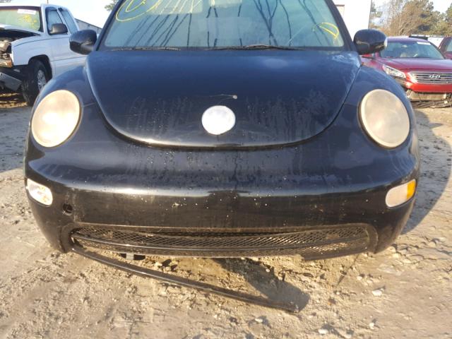 3VWBM31Y15M310453 - 2005 VOLKSWAGEN NEW BEETLE შავი ფოტო 9