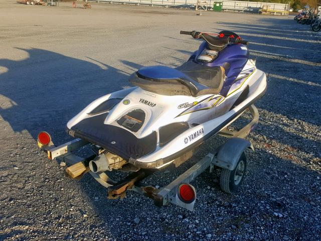 YAMA3419E404 - 2004 YAMAHA WAVERUNNER WHITE photo 4