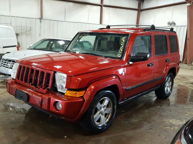1J8HG48N76C221343 - 2006 JEEP COMMANDER MAROON photo 2