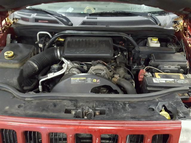 1J8HG48N76C221343 - 2006 JEEP COMMANDER MAROON photo 7