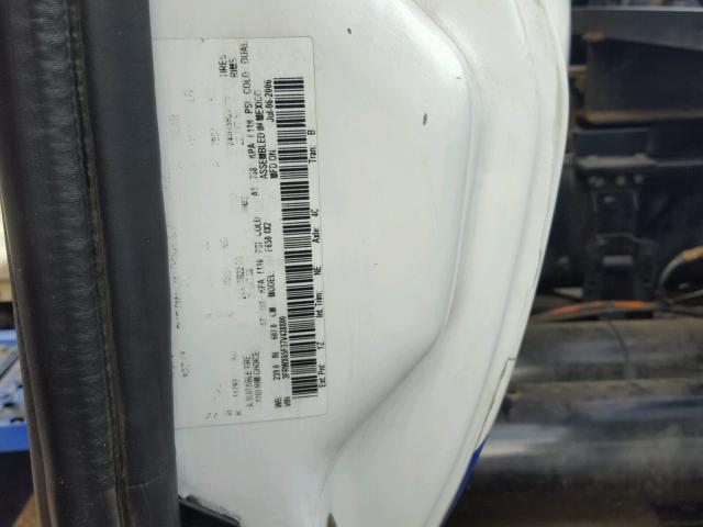 3FRWX65F37V438800 - 2007 FORD F650 SUPER WHITE photo 10