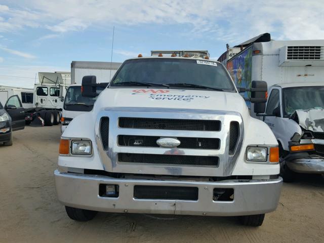 3FRWX65F37V438800 - 2007 FORD F650 SUPER WHITE photo 9