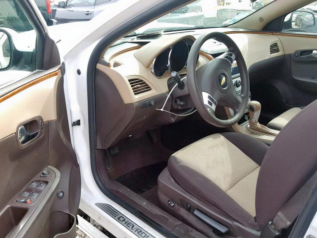 1G1ZC5EU8CF392775 - 2012 CHEVROLET MALIBU 1LT WHITE photo 9