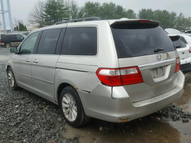 5FNRL38825B071607 - 2005 HONDA ODYSSEY TO SILVER photo 3