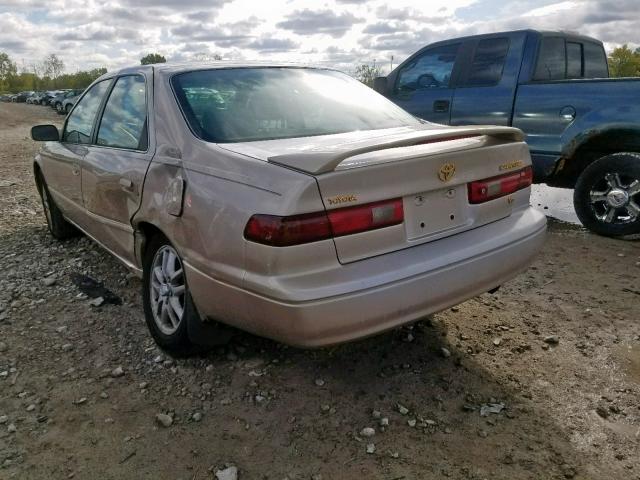 4T1BF28K9XU929952 - 1999 TOYOTA CAMRY LE GOLD photo 3