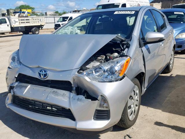 JTDKDTB30E1569437 - 2014 TOYOTA PRIUS C SILVER photo 2