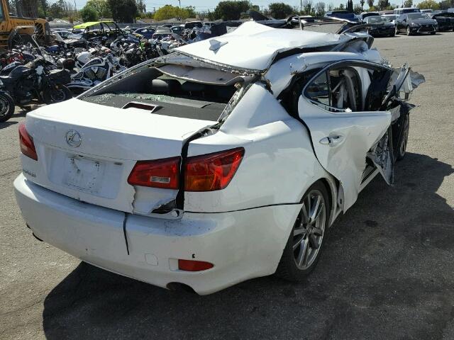 JTHBK262485081511 - 2008 LEXUS IS 250 WHITE photo 4