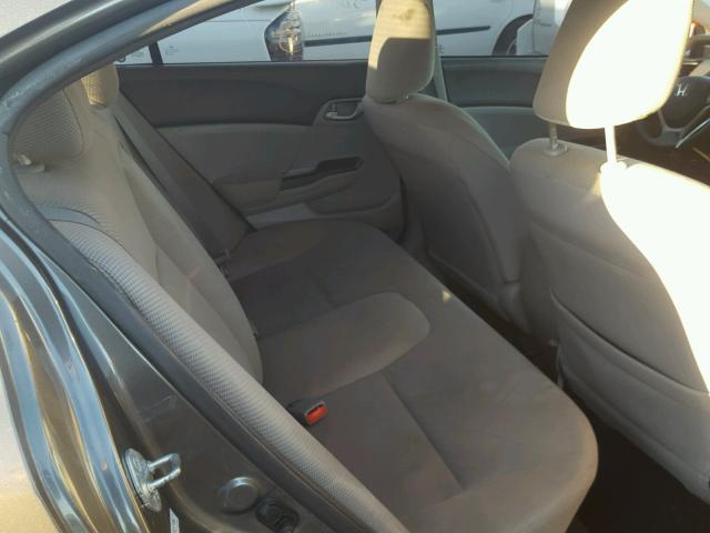 2HGFB2F63CH317896 - 2012 HONDA CIVIC HF GRAY photo 6