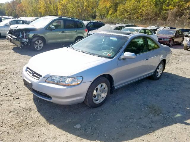 1HGCG3259WA001557 - 1998 HONDA ACCORD EX SILVER photo 2