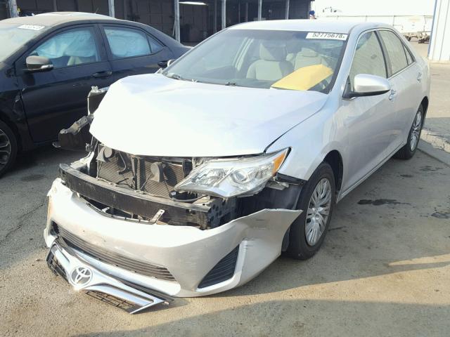 4T1BF1FK2CU587185 - 2012 TOYOTA CAMRY SILVER photo 2