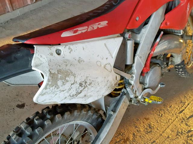 JH2JE01351M303971 - 2001 HONDA CR125 R RED photo 9