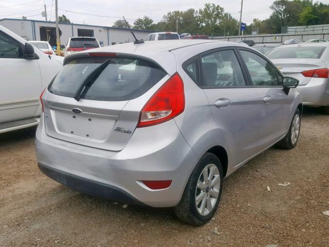 3FADP4EJ3BM160112 - 2011 FORD FIESTA SE SILVER photo 4