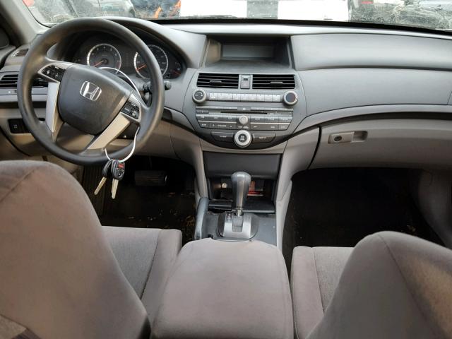 1HGCP2F41AA043063 - 2010 HONDA ACCORD LXP SILVER photo 9