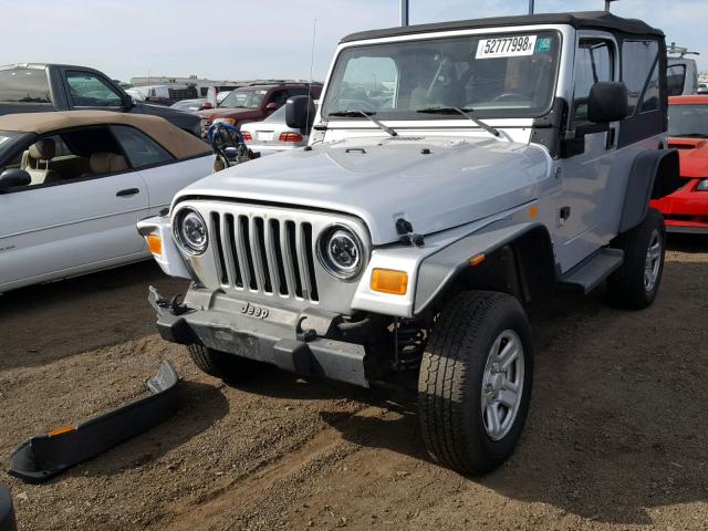 1J4FA44S05P353079 - 2005 JEEP WRANGLER / SILVER photo 2