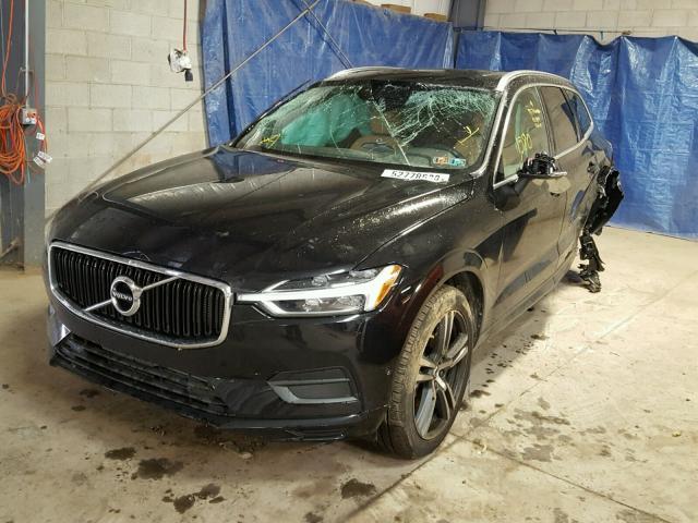 LYV102RK2JB110878 - 2018 VOLVO XC60 T5 BLACK photo 2