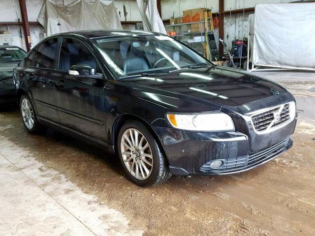 YV1382MS5A2502161 - 2010 VOLVO S40 2.4I BLACK photo 1