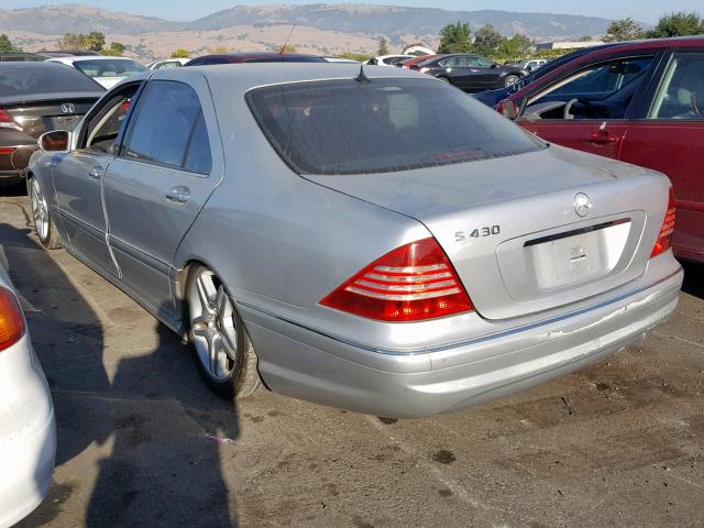 WDBNG70J76A465489 - 2006 MERCEDES-BENZ S 430 SILVER photo 3