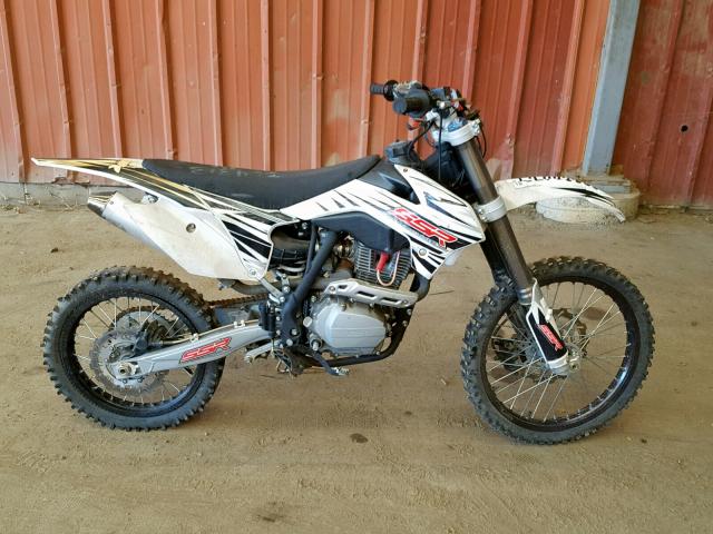 L3BSEKA31J0008816 - 2018 SSR DIRT BIKE WHITE photo 1