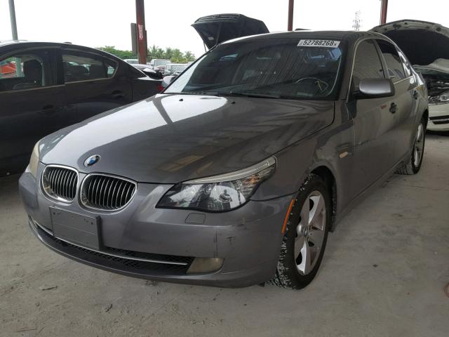 WBANV13568BZ47447 - 2008 BMW 528 XI GRAY photo 2