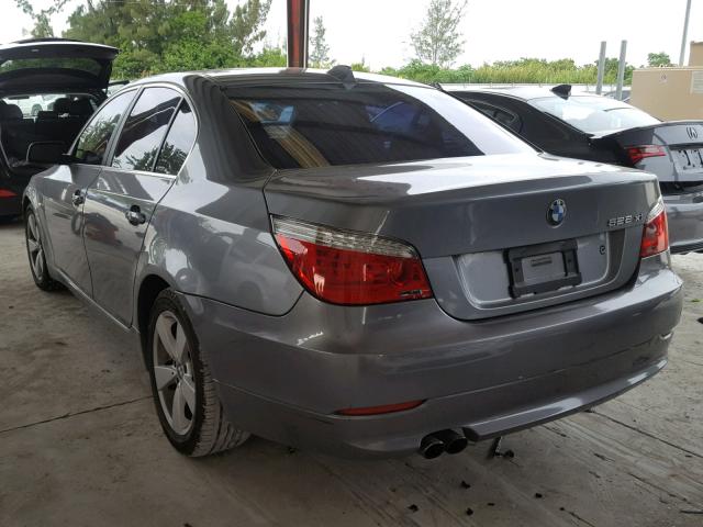 WBANV13568BZ47447 - 2008 BMW 528 XI GRAY photo 3