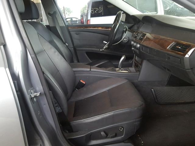 WBANV13568BZ47447 - 2008 BMW 528 XI GRAY photo 5