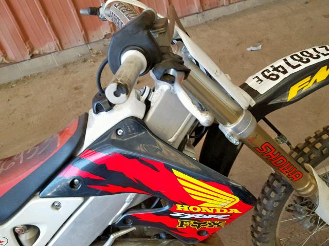 JH2ME0306VM903517 - 1997 HONDA CR250 R RED photo 9