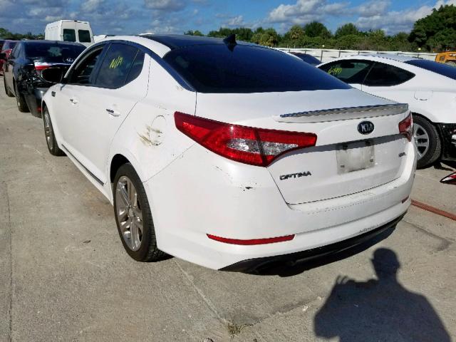 5XXGR4A6XDG131875 - 2013 KIA OPTIMA SX WHITE photo 3