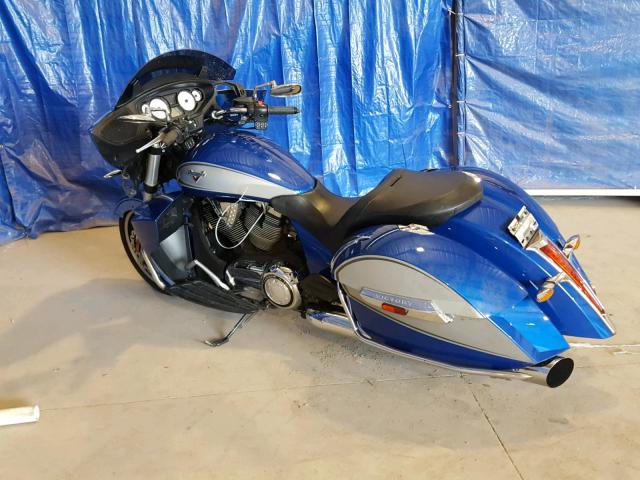 5VPTW36N6E3027209 - 2014 VICTORY MOTORCYCLES CROSS COUN BLUE photo 3