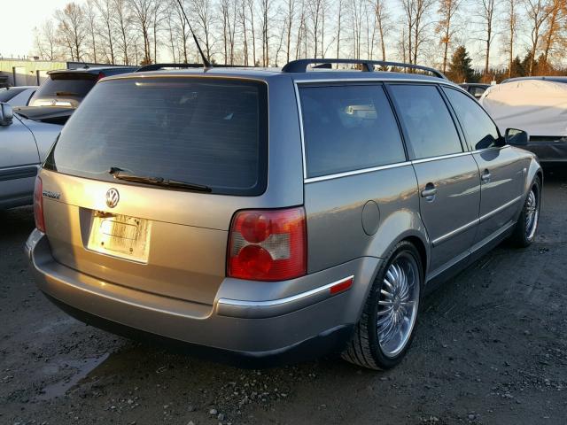 WVWVD63B94E001621 - 2004 VOLKSWAGEN PASSAT GLS SILVER photo 4