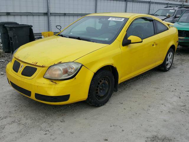 1G2AL15FX77239771 - 2007 PONTIAC G5 YELLOW photo 2