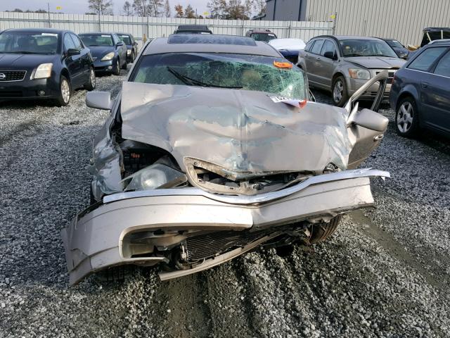 1LNHM87A1YY905800 - 2000 LINCOLN LS GOLD photo 7